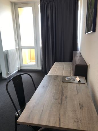 Imagen de la habitación del Hotel H&ocirc;tel-R&eacute;sidence les Aiguades. Foto 2