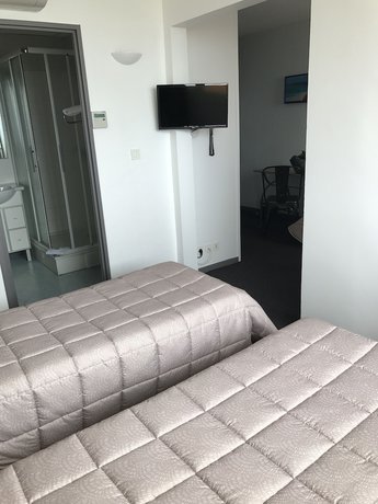 Imagen de la habitación del Hotel H&ocirc;tel-R&eacute;sidence les Aiguades. Foto 5