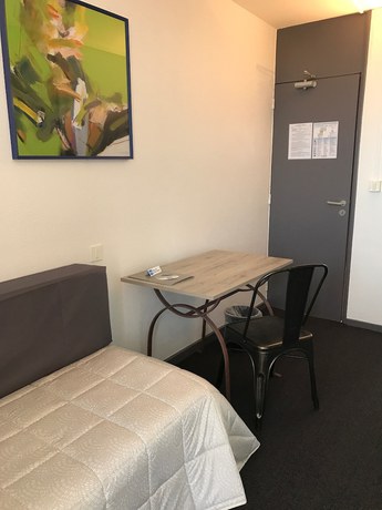 Imagen de la habitación del Hotel H&ocirc;tel-R&eacute;sidence les Aiguades. Foto 17