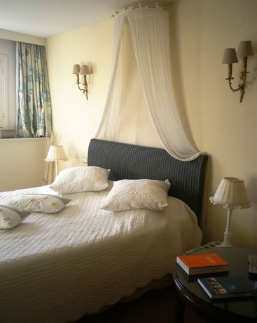 Imagen de la habitación del Hotel H&ocirc;tel-Restaurant Ricordeau. Foto 5