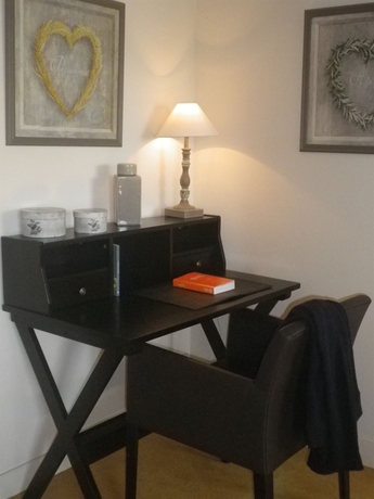 Imagen de la habitación del Hotel H&ocirc;tel-Restaurant Ricordeau. Foto 7