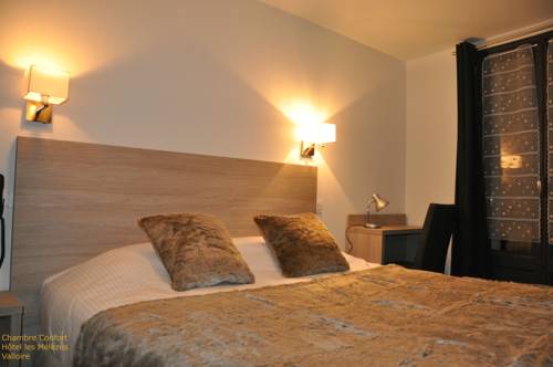 Imagen de la habitación del Hotel H&ocirc;tel-chalet Les M&eacute;l&egrave;zes. Foto 3