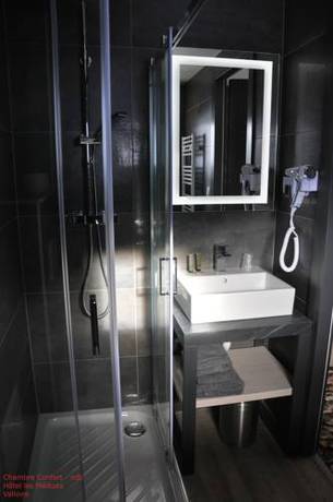 Imagen de la habitación del Hotel H&ocirc;tel-chalet Les M&eacute;l&egrave;zes. Foto 4