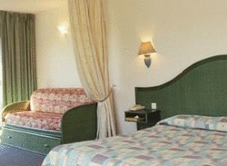 Imagen de la habitación del Hotel Hôtel-club U Libecciu. Foto 2