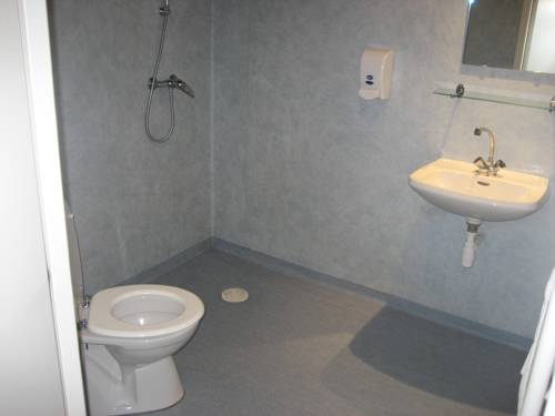 Imagen de la habitación del Hotel H&ocirc;tellerie 2** Du Couvent De Malet. Foto 6