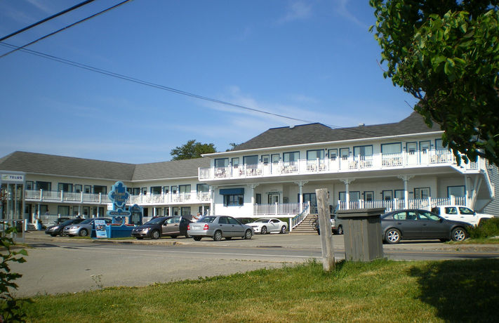 Imagen del bar/restaurante del Hotel H&ocirc;tel-motel Manoir De Perc&eacute;. Foto 3