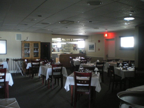 Imagen de la habitación del Hotel H&ocirc;tel-motel Manoir De Perc&eacute;. Foto 10