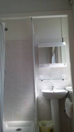 Imagen de la habitación del Hotel H&ocirc;tel**r&eacute;sidence Bear. Foto 7