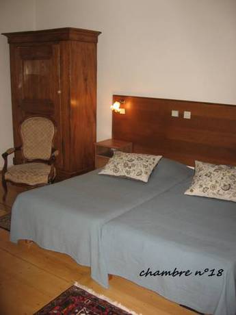 Imagen de la habitación del Hotel H&ocirc;tel-r&eacute;sidence La Rubanerie. Foto 6