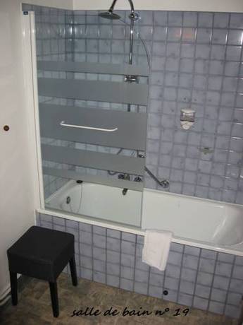 Imagen de la habitación del Hotel H&ocirc;tel-r&eacute;sidence La Rubanerie. Foto 8
