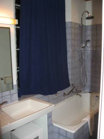 Imagen de la habitación del Hotel H&ocirc;tel-r&eacute;sidence La Rubanerie. Foto 9