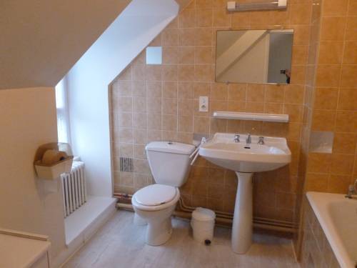 Imagen de la habitación del Hotel H&ocirc;tel-relais De Trefeuntec. Foto 4