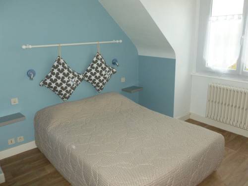 Imagen de la habitación del Hotel H&ocirc;tel-relais De Trefeuntec. Foto 10