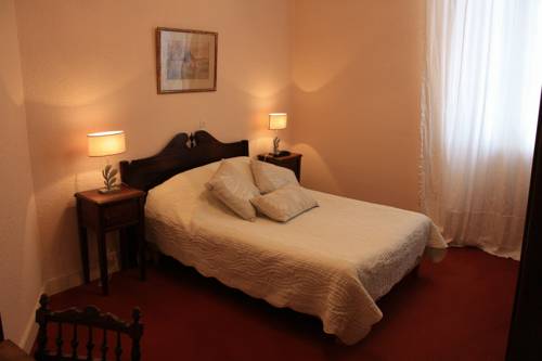 Imagen de la habitación del Hotel Hôtel-restaurant Eychenne. Foto 4