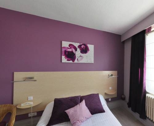Imagen de la habitación del Hotel H&ocirc;tel-restaurant La Croix Couverte. Foto 8