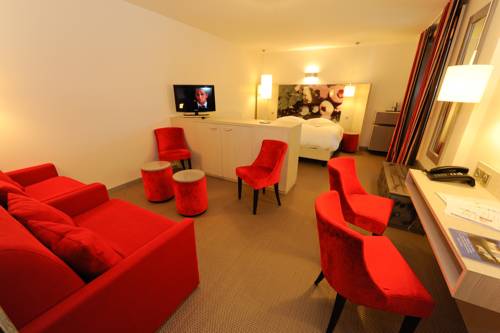 Imagen de la habitación del Hotel Hôtel-restaurant L'etang Du Moulin. Foto 7