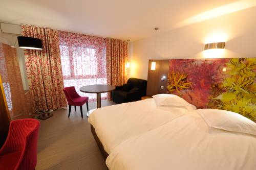 Imagen de la habitación del Hotel Hôtel-restaurant L'etang Du Moulin. Foto 10