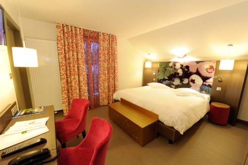 Imagen de la habitación del Hotel Hôtel-restaurant L'etang Du Moulin. Foto 11