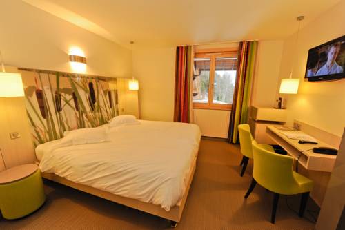 Imagen de la habitación del Hotel Hôtel-restaurant L'etang Du Moulin. Foto 14