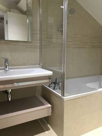 Imagen de la habitación del Hotel Hôtel-restaurant St-christophe. Foto 4