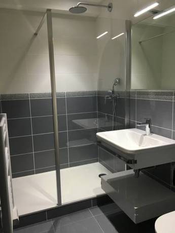 Imagen de la habitación del Hotel Hôtel-restaurant St-christophe. Foto 11