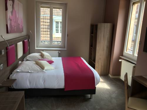 Imagen de la habitación del Hotel Hôtel-restaurant St-christophe. Foto 15