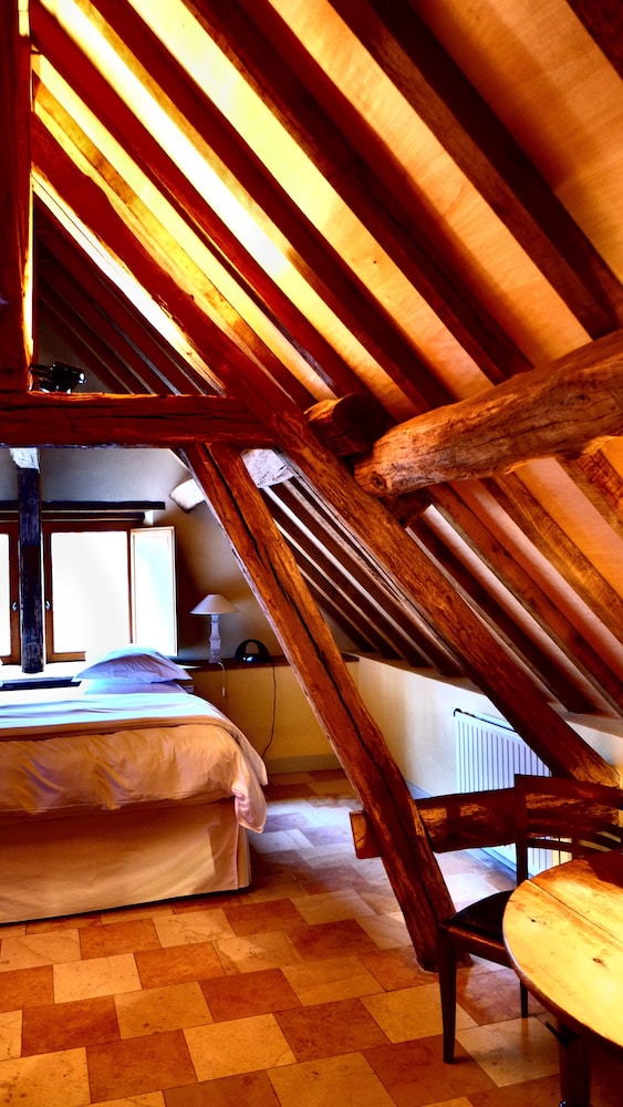 Imagen de la habitación del Hotel Hôtels & SPA La Maison de Rhodes. Foto 9