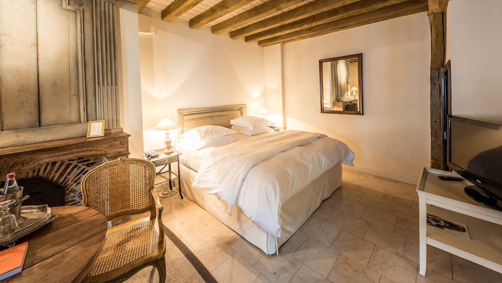 Imagen de la habitación del Hotel Hôtels & SPA La Maison de Rhodes. Foto 11