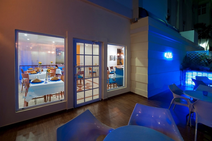 Imagen del bar/restaurante del Hotel Hodelpa Caribe Colonial. Foto 5