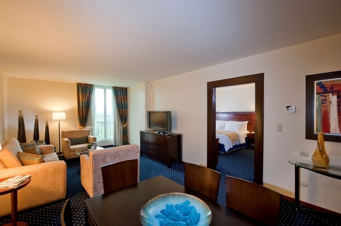 Imagen de los interiores del Hotel Hodelpa Garden Court. Foto 6