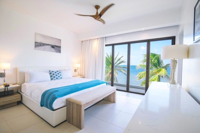 Imagen de los interiores del Hotel Hodges Bay Resort and Spa. Foto 19