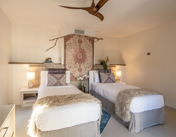 Imagen de la habitación del Hotel Hodges Bay Resort and Spa. Foto 12