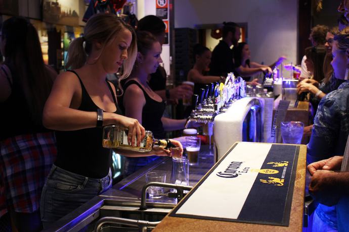 Imagen del bar/restaurante del Hotel Hoey Moey Backpackers - Hostel. Foto 5