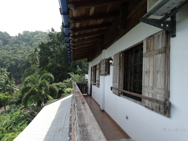Imagen de la habitación del Hotel Hof Gorei Beach Resort. Foto 12
