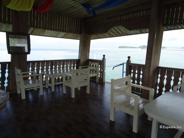Imagen de los interiores del Hotel Hof Gorei Beach Resort. Foto 20