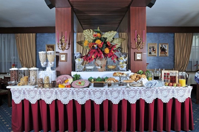 Imagen del bar/restaurante del Hotel Hoffinger. Foto 3