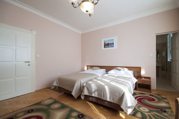 Imagen de la habitación del Hotel Hoffmann. Foto 18