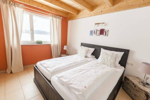 Imagen de la habitación del Hotel Hofgut Tiergarten. Foto 6