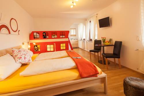 Imagen de la habitación del Hotel Hofgut Tiergarten. Foto 11