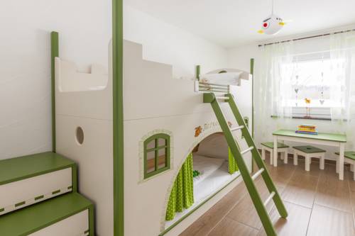 Imagen de la habitación del Hotel Hofgut Tiergarten. Foto 14