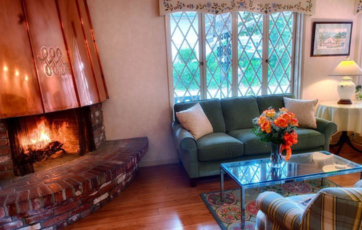 Imagen del bar/restaurante del Hotel Hofsas House. Foto 2