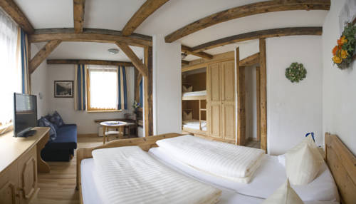 Imagen de la habitación del Hotel Hohe Tauern. Foto 11