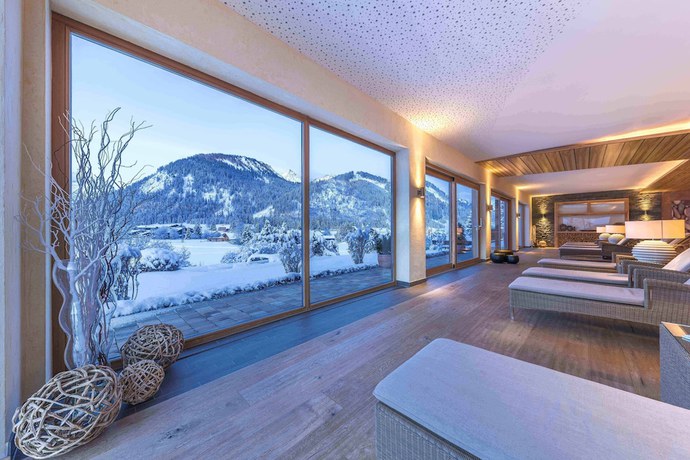 Imagen de la piscina del Hotel Hohenfels**** Das Genusshotel. Foto 7