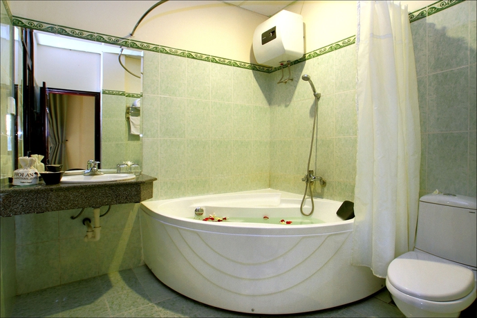 Imagen de la habitación del Hotel Hoi An Lantern Hotel. Foto 11