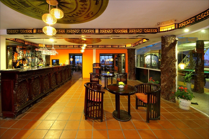 Imagen del bar/restaurante del Hotel Hoi An Lantern Hotel. Foto 6