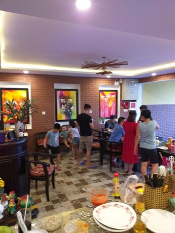 Imagen del bar/restaurante del Hotel Hoi An Riverland Villa. Foto 13