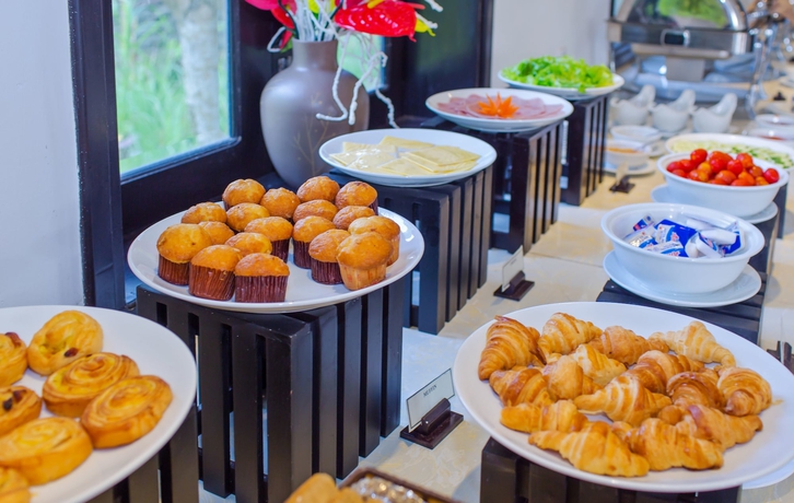 Imagen del bar/restaurante del Hotel Hoi An Waterway Resort. Foto 4