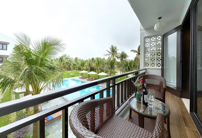 Imagen de los exteriores del Hotel Hoi An Waterway Resort. Foto 18