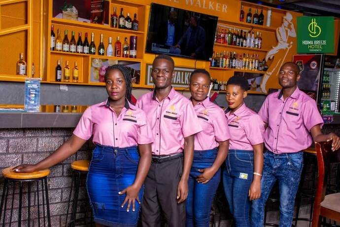 Imagen general del Hotel Hoima Breeze. Foto 6