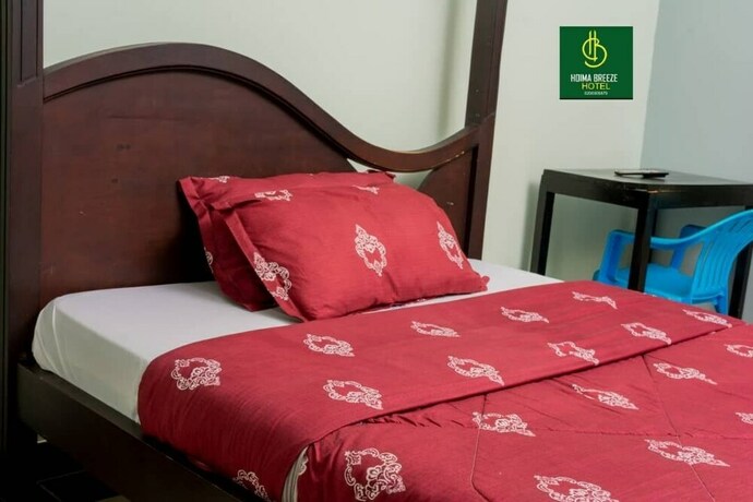 Imagen general del Hotel Hoima Breeze. Foto 12